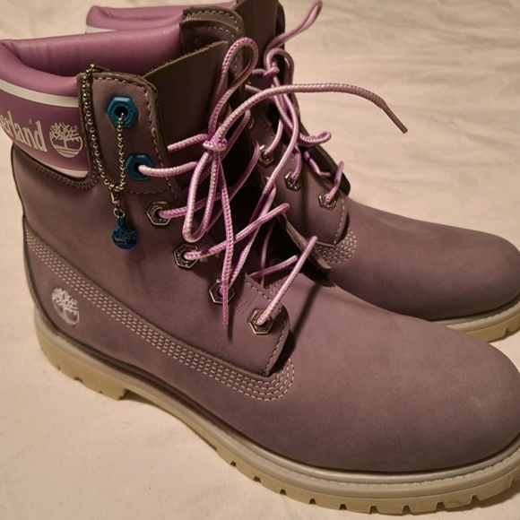 Timberland Ladies 6 Inch Grey And Purple Waterproof Boots Size UK 8 - Picture 2 of 11